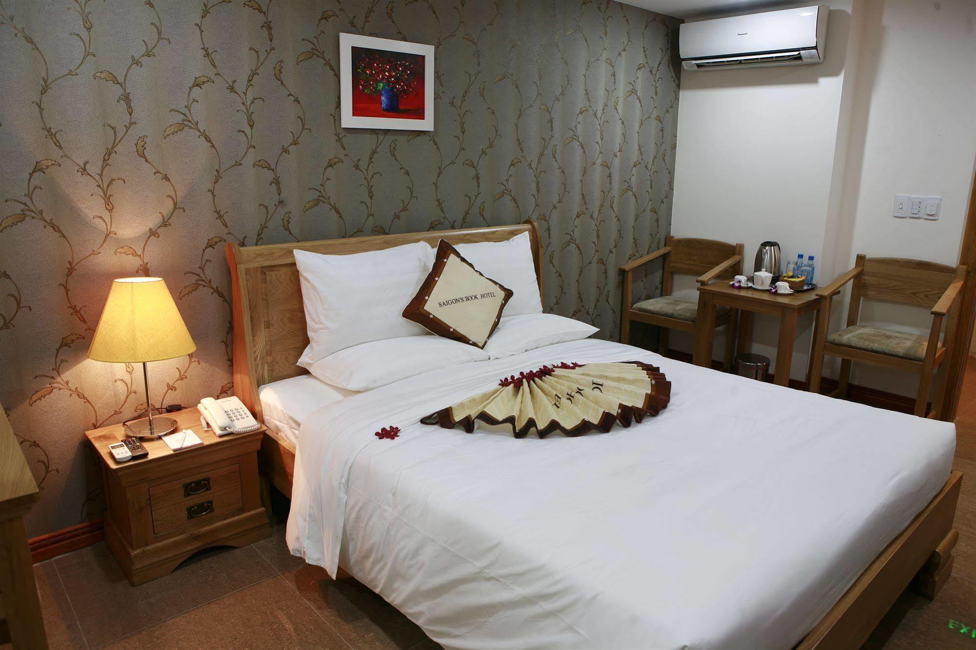 Sai Gon'S Book Hotel Ho Şi Min Dış mekan fotoğraf