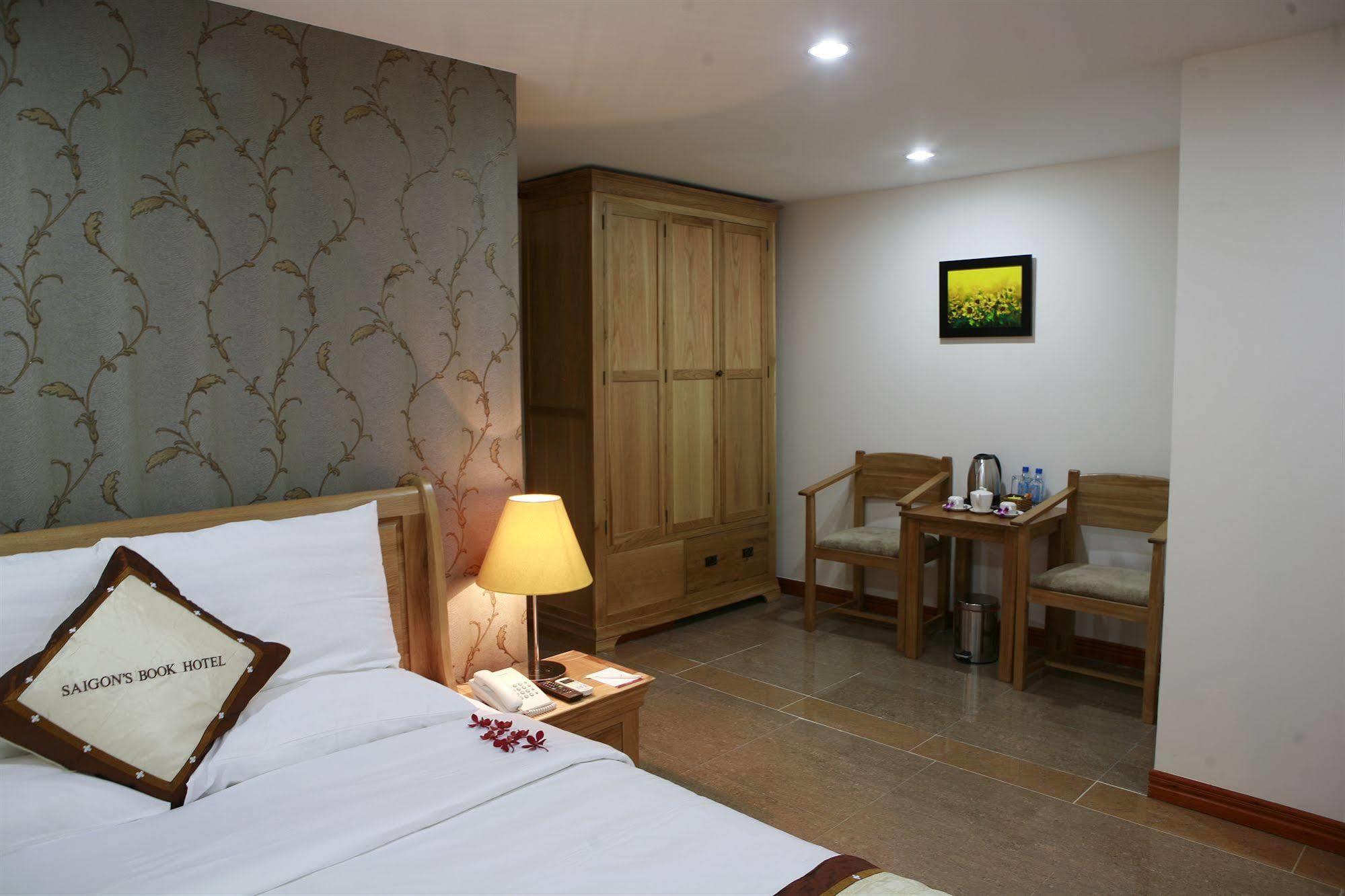 Sai Gon'S Book Hotel Ho Şi Min Dış mekan fotoğraf